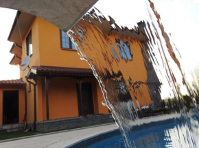 Sapanca Eryas Sarı Villa